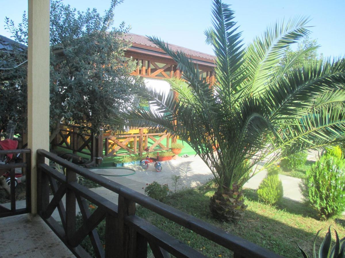 Guest House У Дедушки Самвела Alakhadze Bagian luar foto