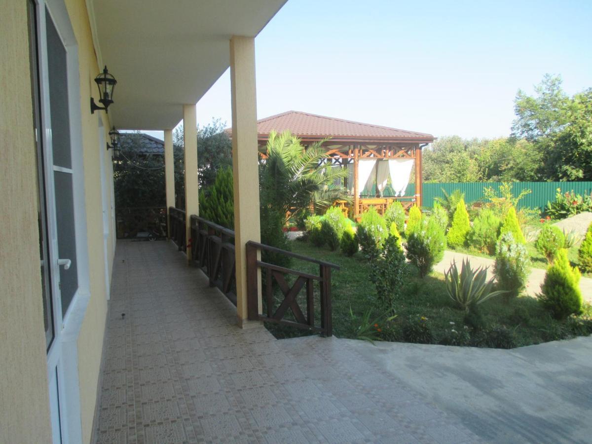 Guest House У Дедушки Самвела Alakhadze Bagian luar foto